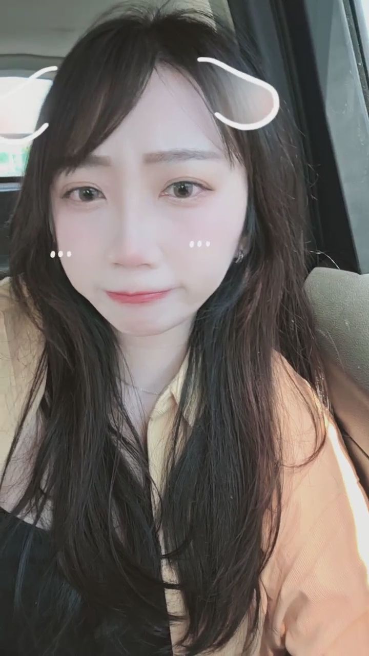  : 帶你兜風！今天喜歡哪一個造型的我呢？不管哪一個都只為你放電喔💖 #女友日常 #可愛濾鏡 #兜風約會 #百變女孩 #眨眼