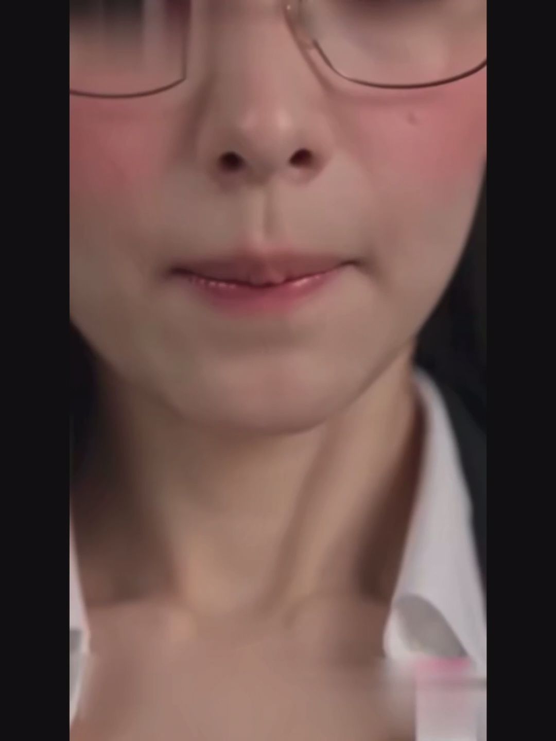  : 高冷老師和她的可愛女兒 EP1 填滿老師騷屄的慾望(AI生成）