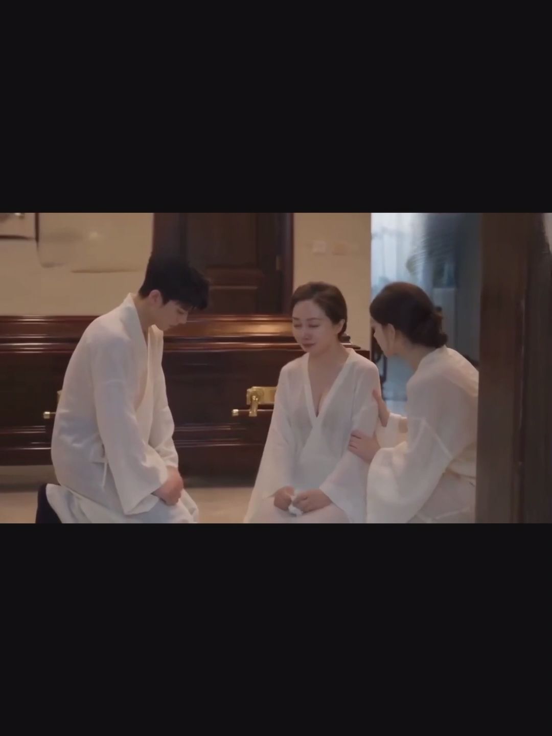  : 岳父走後我上位成一家之主 EP1 岳父會所尋歡馬上風 我代替他填滿處女屄（AI生成）