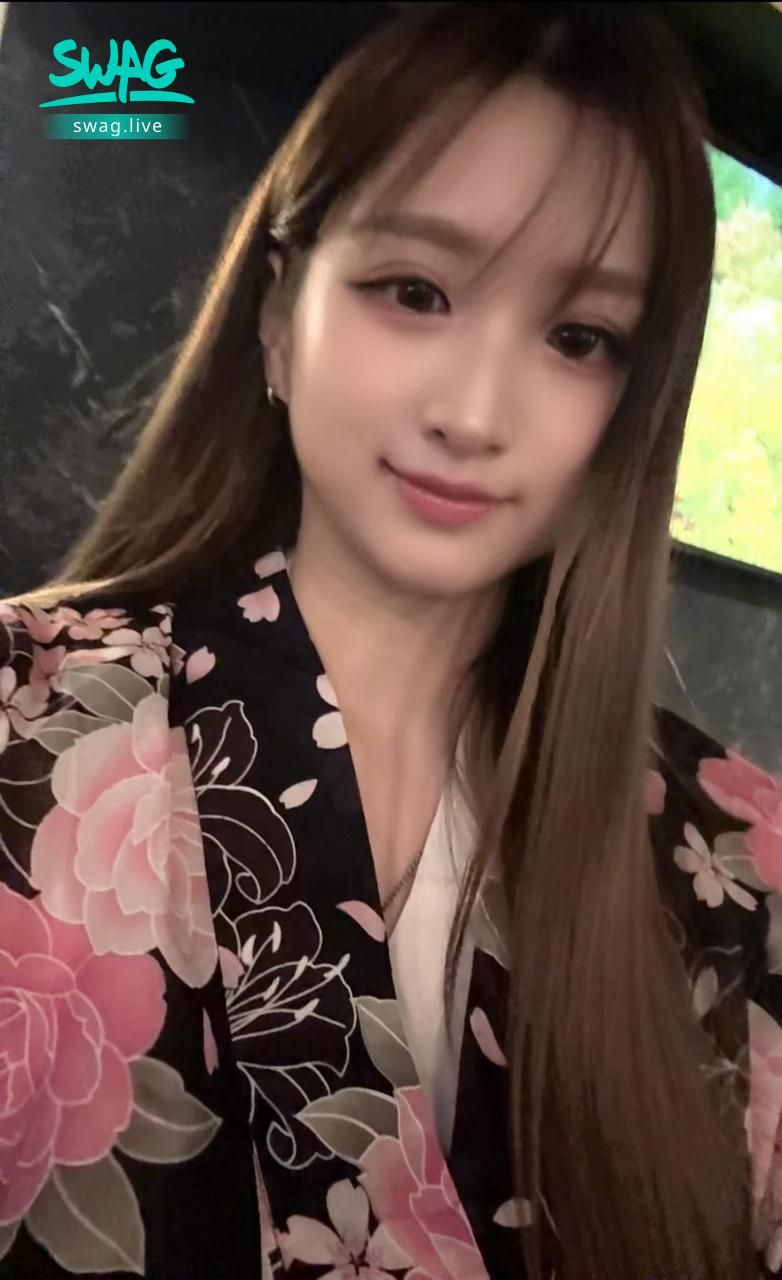 tofu__ : 櫻花妹🌸小豆腐出沒啦🌸