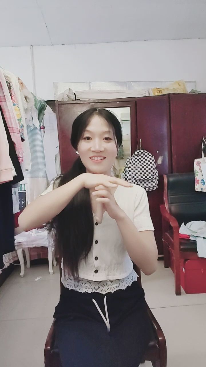  : 快來看看這段超甜的手勢舞！被療癒到了嗎？💖 #手勢舞 #甜美 #互動