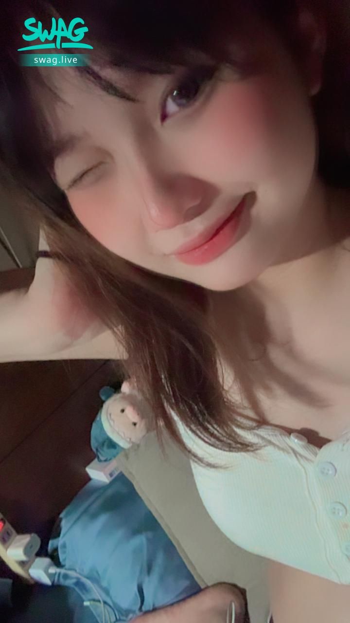rabbit6201 : 10/16 ㈤ 晚上11:00大尺表演💛 跨到10/17 ㈥ 早上😳