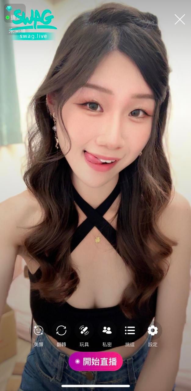 blackcat_meow : 22.30😋
