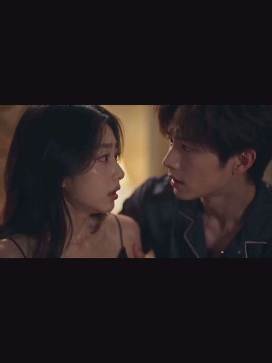  : 高三愛情故事 EP31 偵探篇 越多人看操的越激情（AI生成）