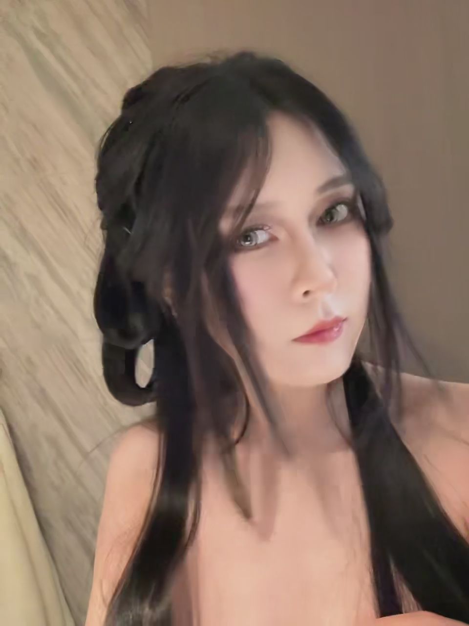 emika2026 : 即将在平台直播了！是不是要提前锁定一下忠实粉丝呢？ #asian #美女 #直播