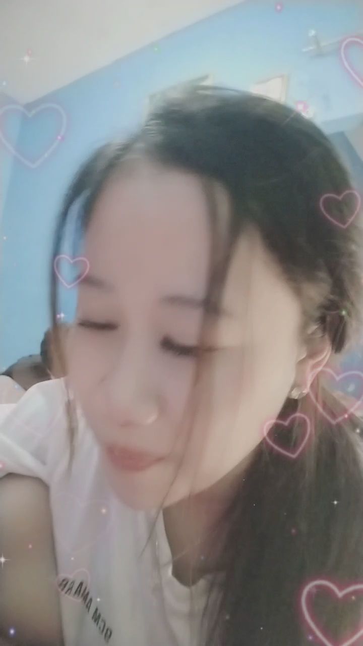 amacantik : 愛心濾鏡下的笑容,有沒有電到你呢?💕 #甜美 #直播日常 #笑容