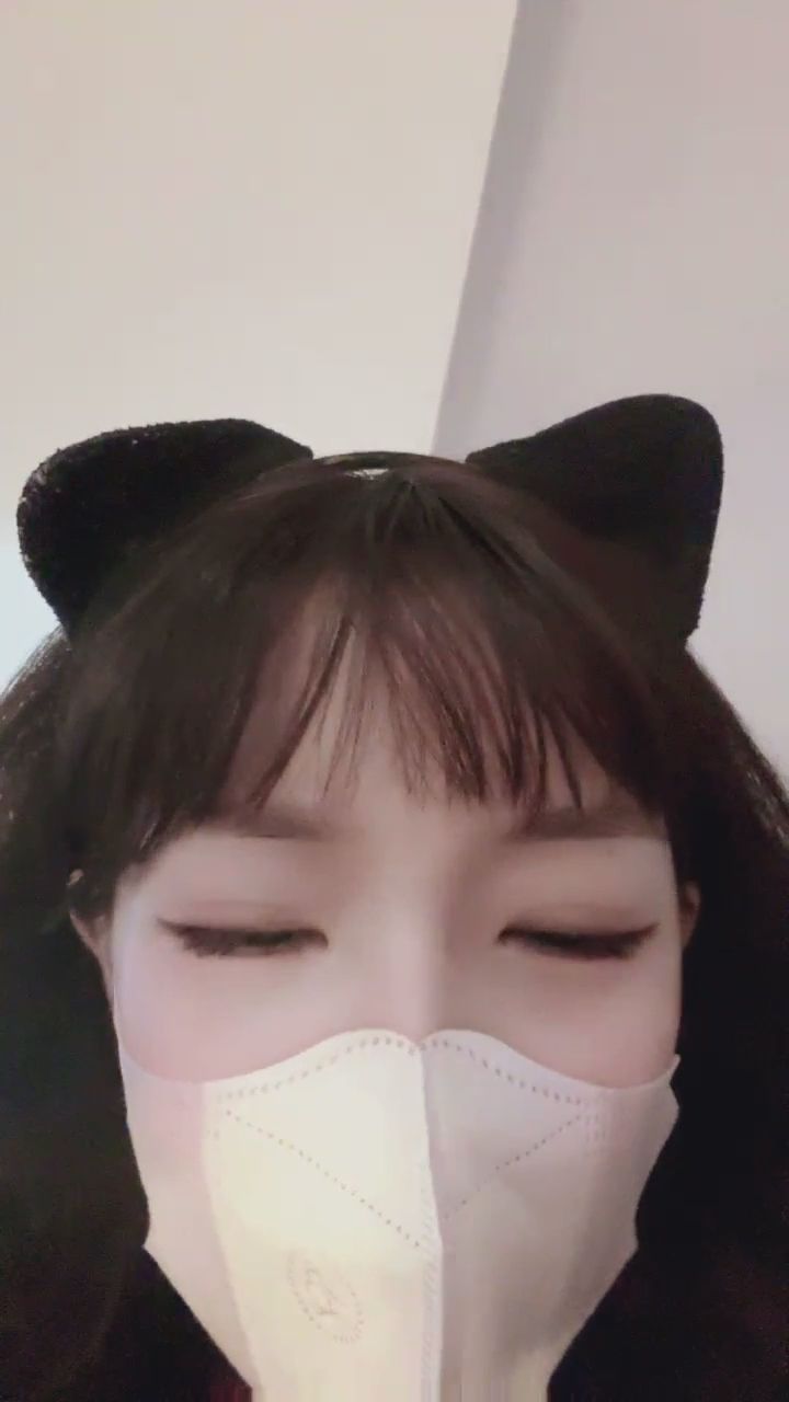  : 停不下來的快感，濕透的邊緣都讓你看到了... #濕潤 #高潮 #誘惑