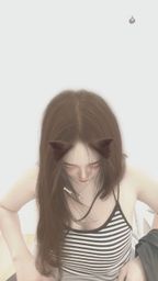 chiaybaby : 脫下外套的驚喜!交叉美背😈轉身那一刻真的太迷人啦~🔥 #換裝 #美背展示 #驚喜轉身