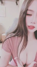 faye_faye : 這麼近距離的調皮與誘惑,有誰能抵擋得住?🔥👅 #性感誘惑 #心動瞬間 #挑逗