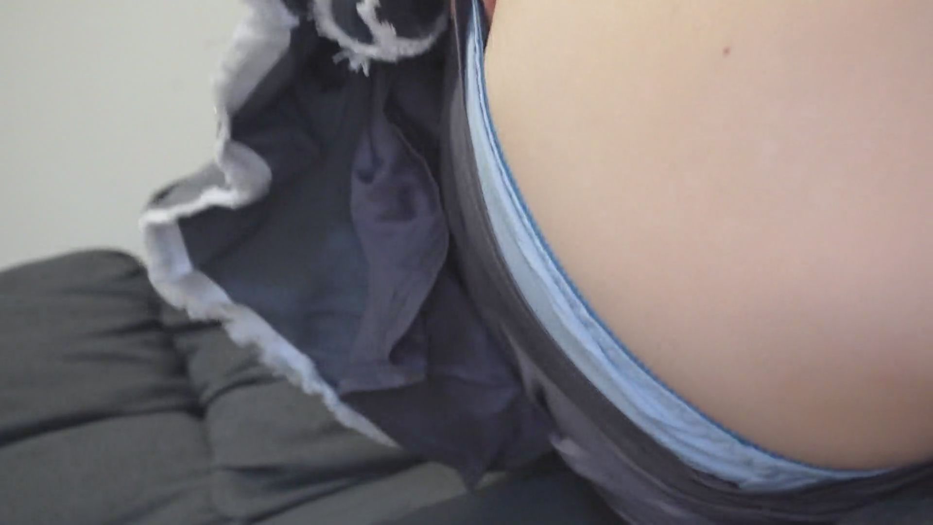  : 有點小聰明的實習生後輩。妳沒有男朋友吧？那我們可以做愛吧（笑）？順勢與那對美乳美臀的身體進行無套內射性愛。里奧