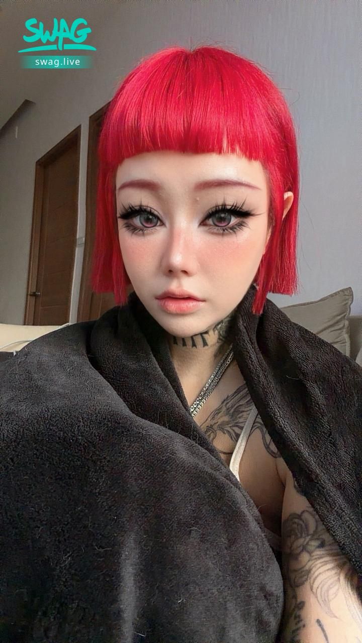 z.eris : Babe萬聖節決定扮演你的小惡魔