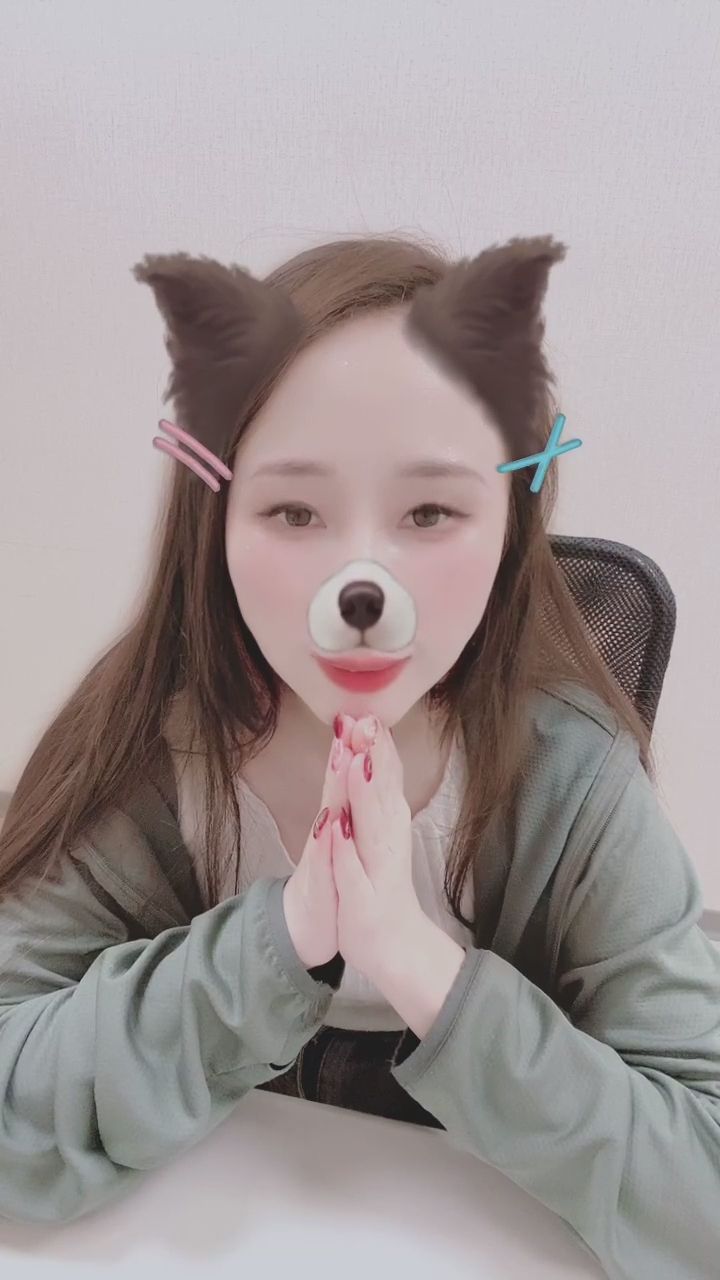 aup6rmp : 捕獲一隻愛笑的小可愛 🐶💖 喜歡這樣的互動嗎？ #甜美互動 #萌系主播 #心動瞬間