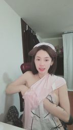 yuansi9551429 : 今晚的專屬女僕已上線,想看2個3個女僕,今晚換上衣服等你🎀 #女僕裝 #換裝 #誘惑日常Babe