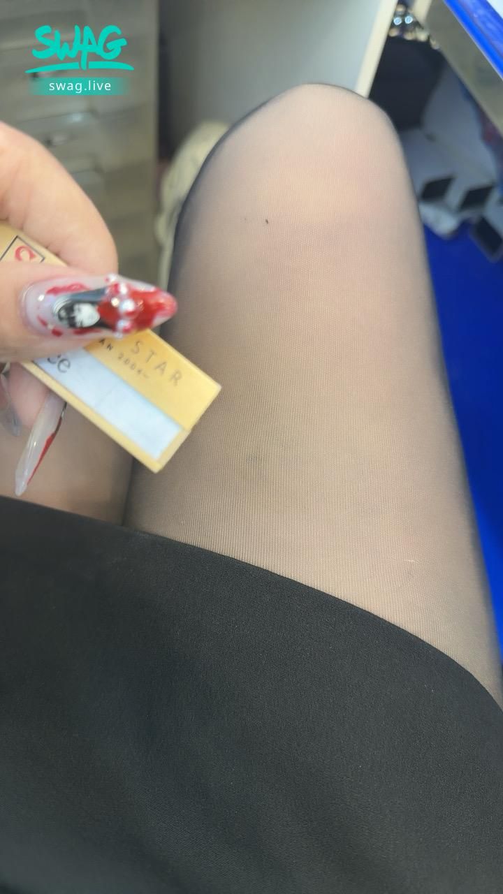 jagergirl : 有想買西裝的寶寶們嗎❤️