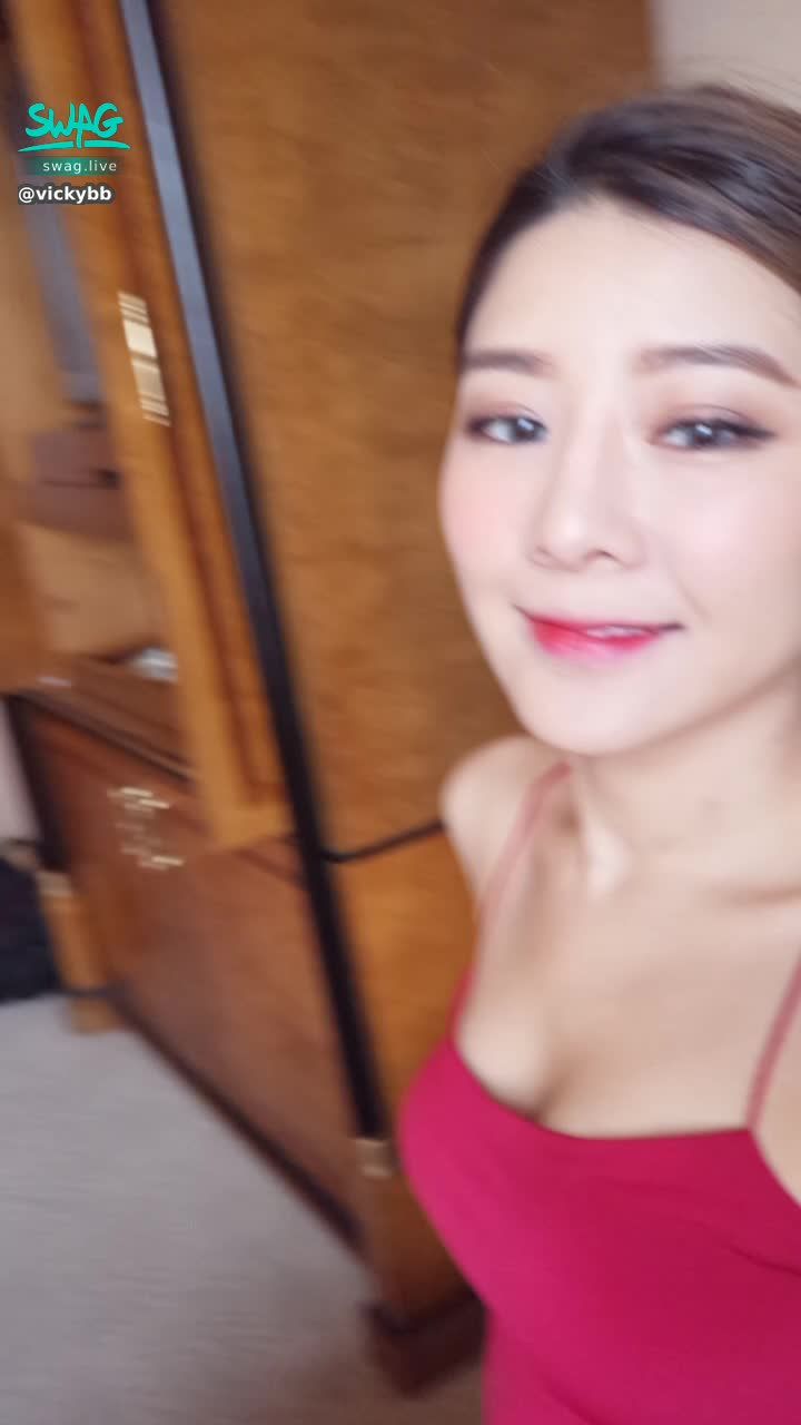 vickybb : 新娘好了~~~~