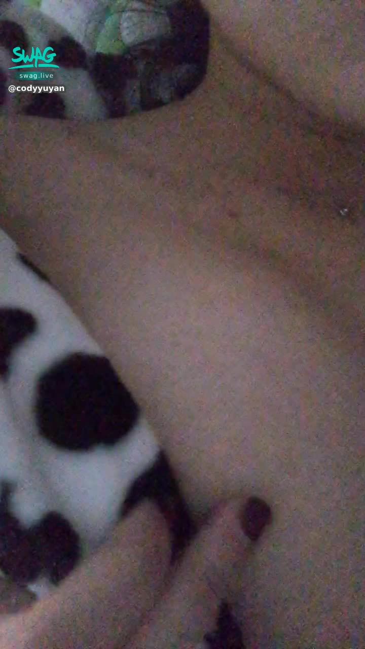 codyyuyan : 小夜燈下的誘惑😍