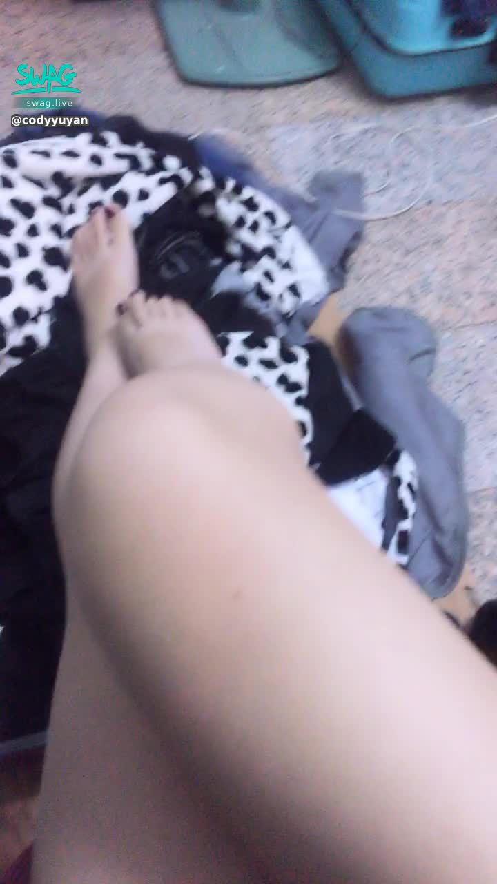 codyyuyan : 雙腿間的秘密㊙️