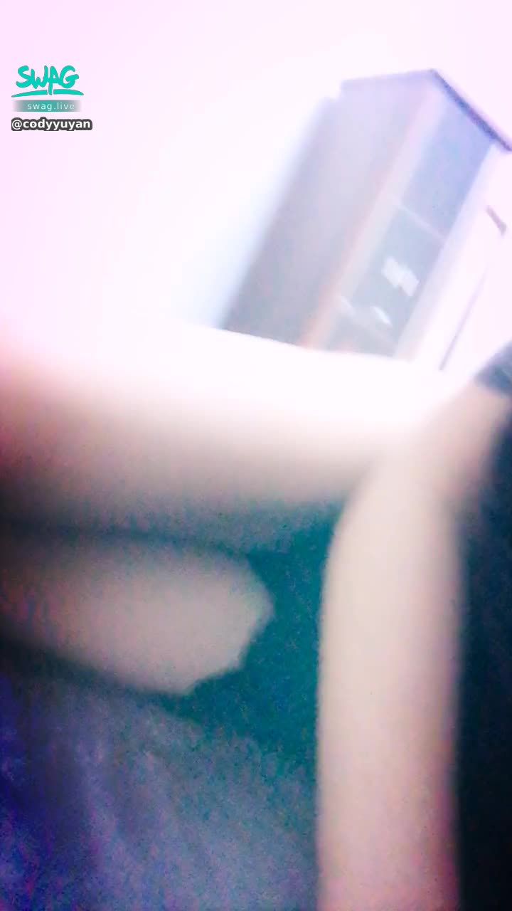 codyyuyan : 這奶可以瘋狂打奶砲