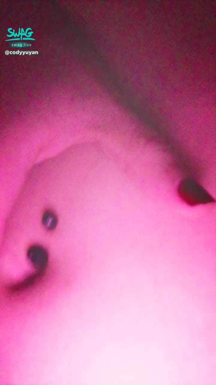 codyyuyan : 來色色😍😍