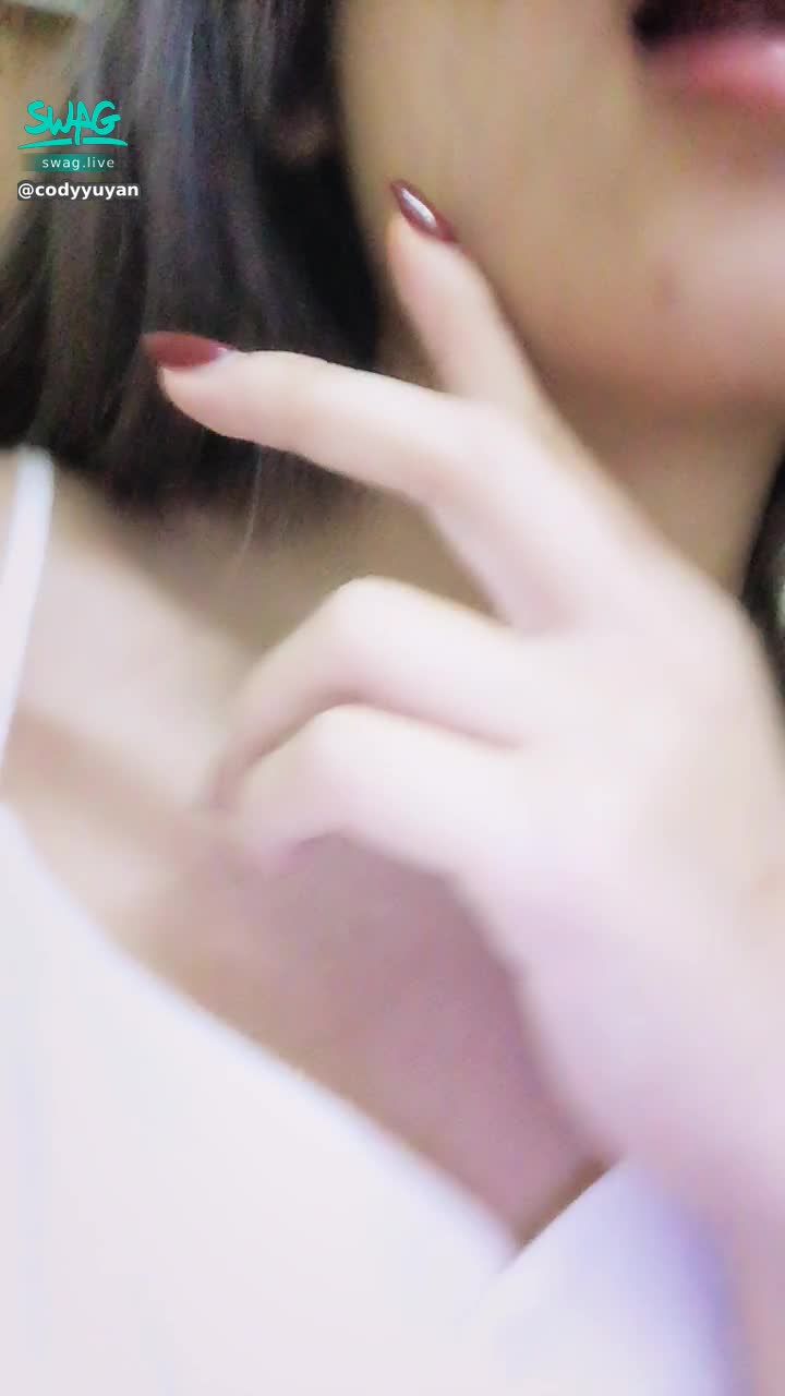 codyyuyan : ❤️很猛要看❤️激凸加上下面破洞鮑魚外露