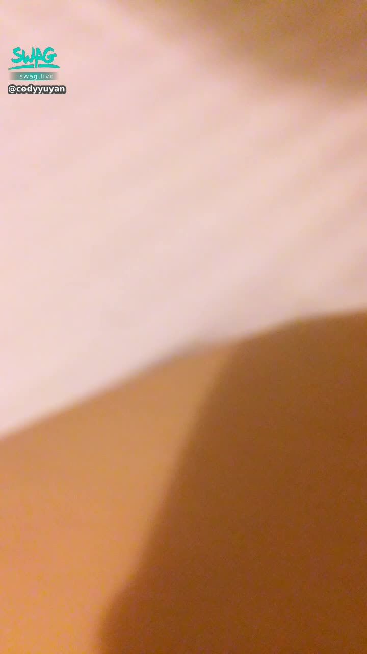 codyyuyan : ❤️中出～滿滿的精液從穴穴流出來