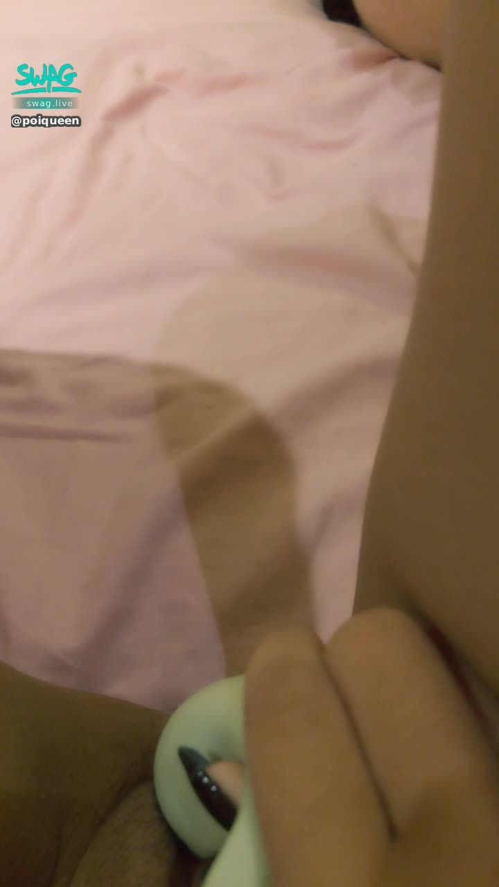 poiqueen : 學生妹系列❤️ 哥哥說要自己玩跳蛋慰慰到高潮才要插進來