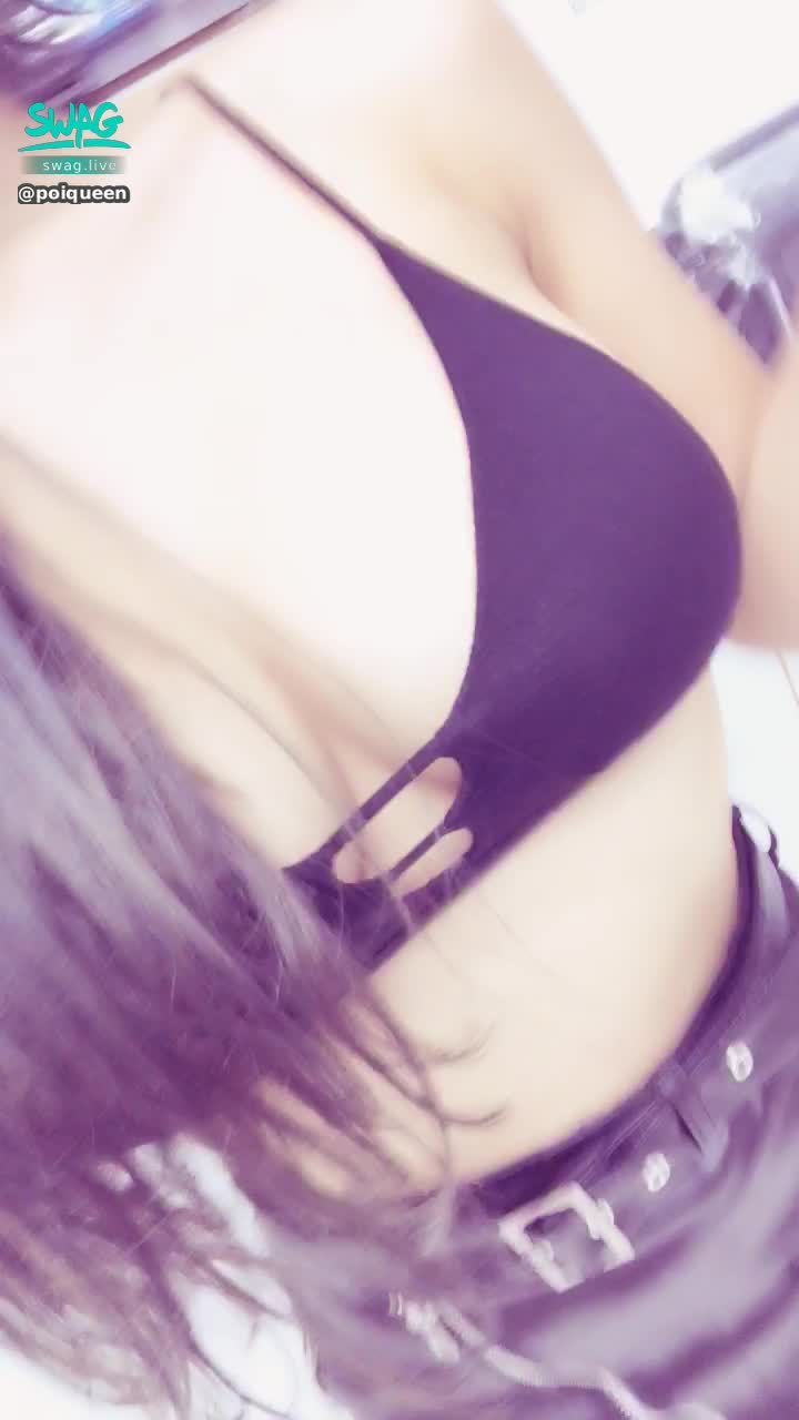 poiqueen : 今天我生日 誰要見面看奶晃～