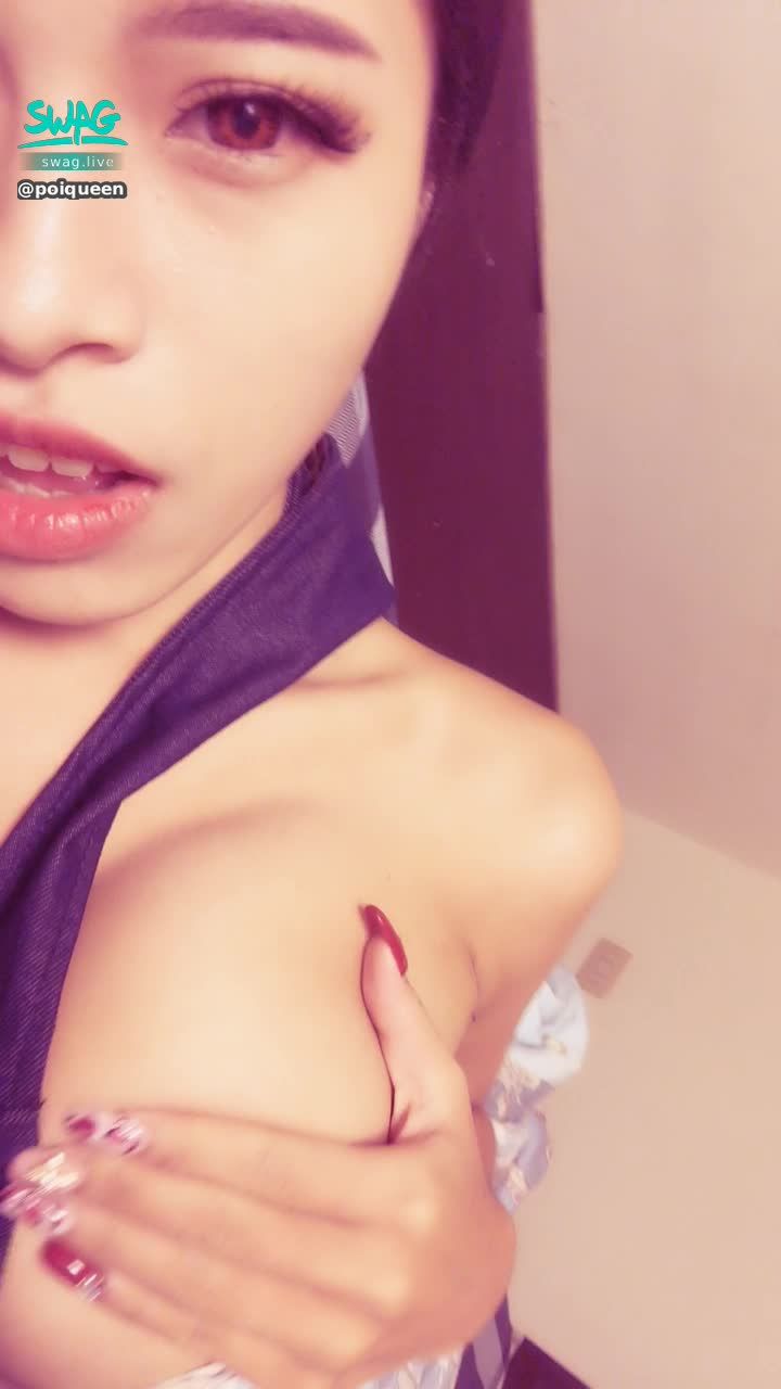 poiqueen : 露臉玩乳頭 就差2萬💎而已