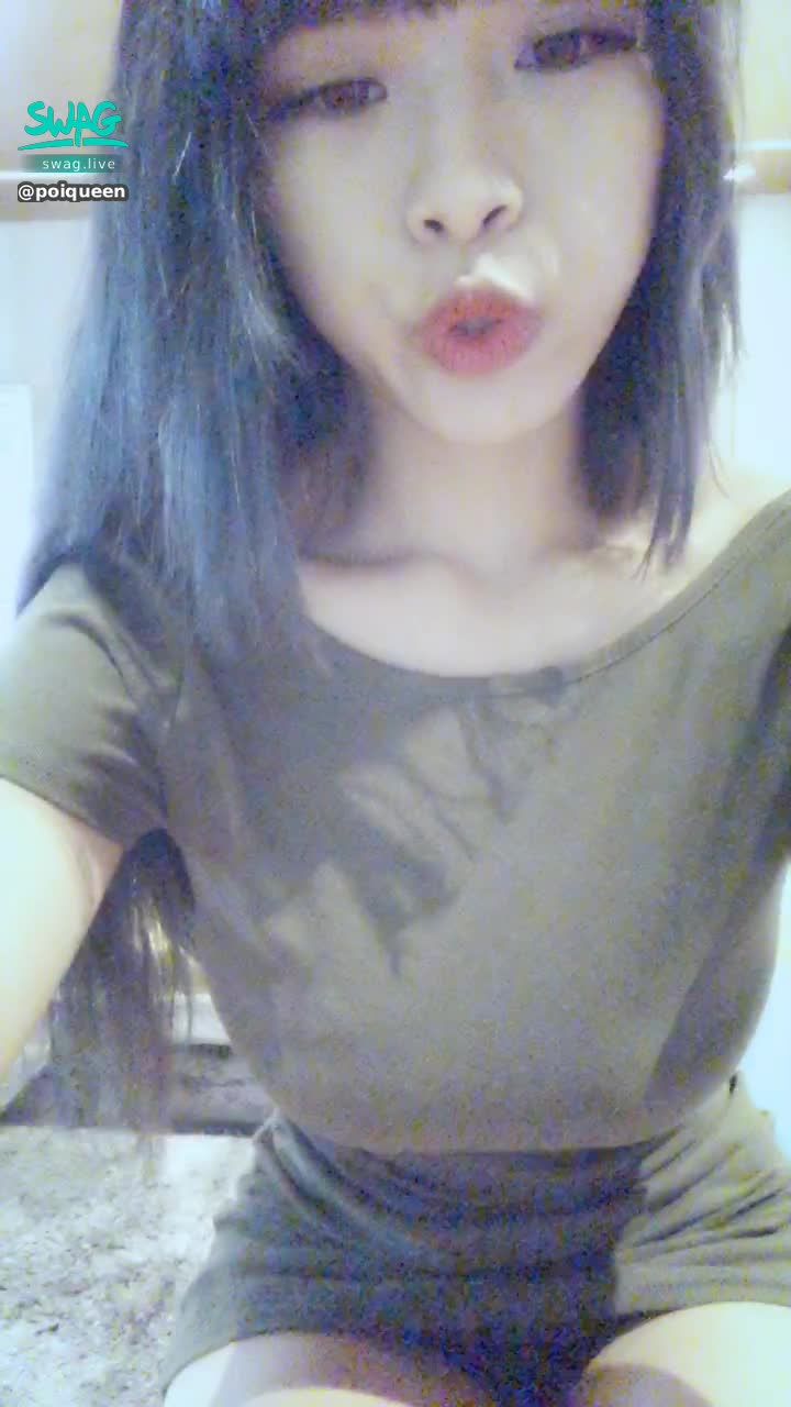 poiqueen : 出門必備 露小丁