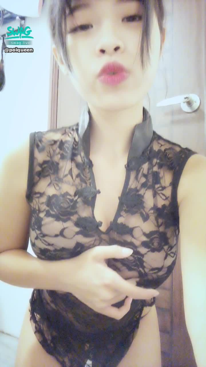poiqueen : 🈲️露臉主播 奶那麼大 就是要這樣玩