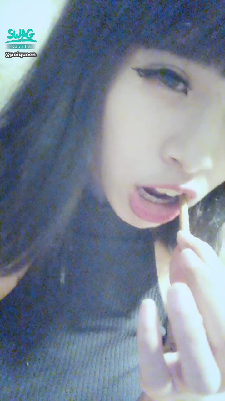 poiqueen : 吃餅乾 只有旅館3小時喔～ 誰來救火