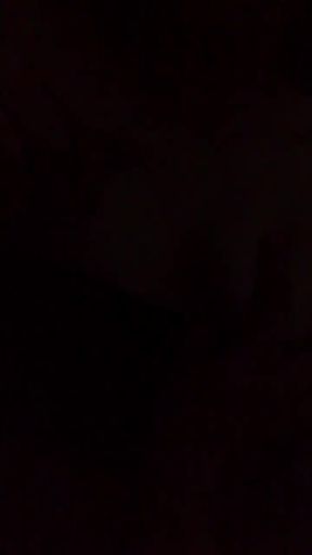 l*****t : 🔞搓屌揉奶👅👅👅