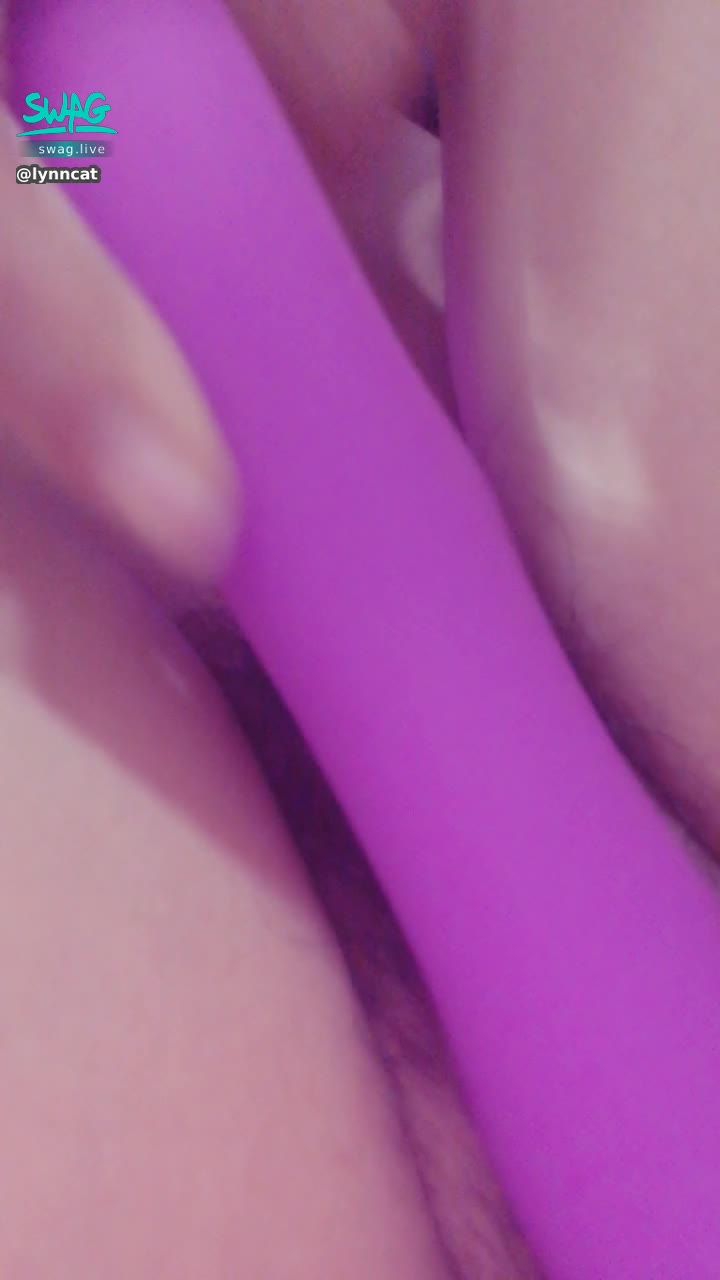 l*****t : 🔥大露鮑🔞只為讓你們聽按摩棒攪弄穴口整個都是淫水🈲