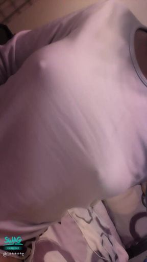 l*****t : 直接掀起來 兩個滿滿滿的大奶🈵