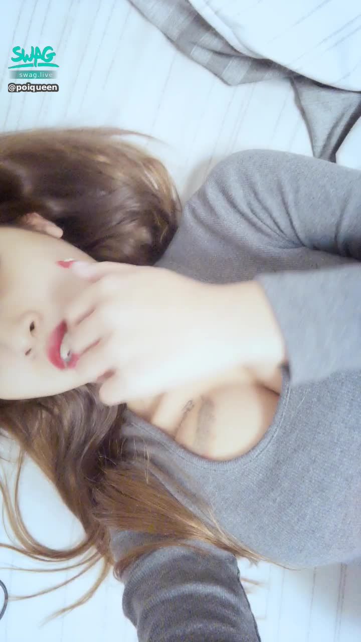 poiqueen : 🈯️🈯️粉絲指定 #露臉 #白虎 #肥鮑