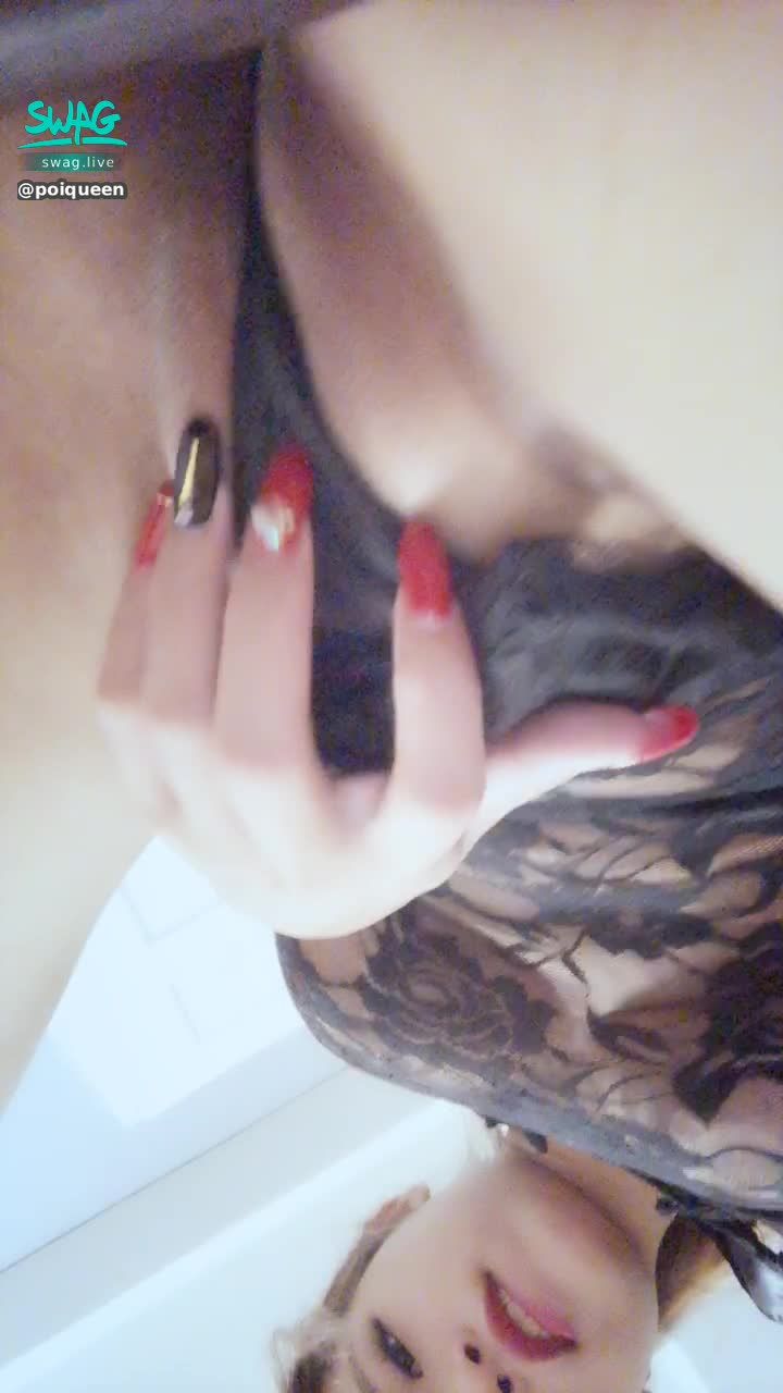 poiqueen : 💦青樓女子 5 手指插入➕臉 滋滋滋滋