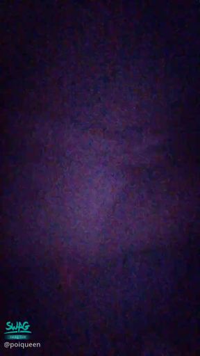 poiqueen : 全裸雙奶頭