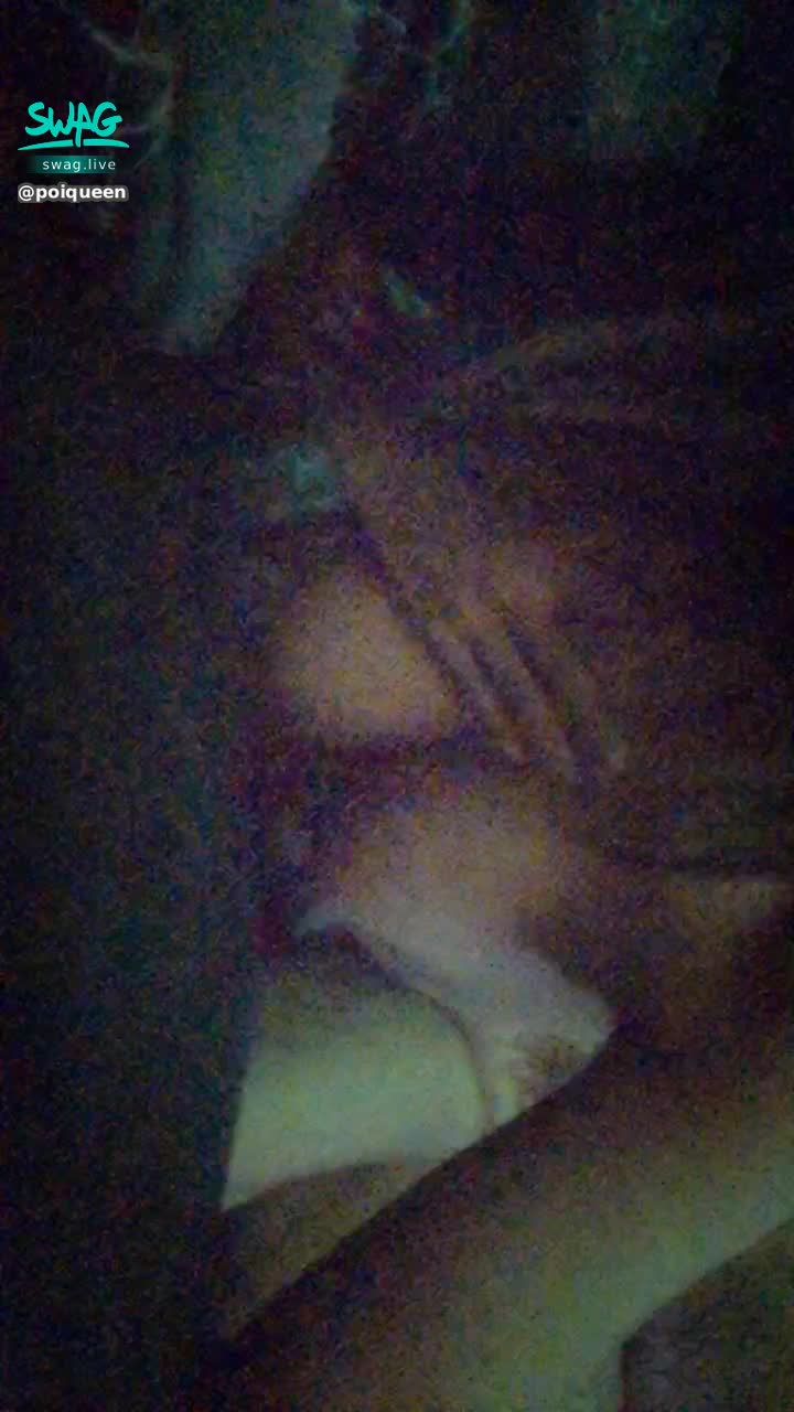 poiqueen : 💄實戰 裸體KTV💄被幹到奶直接放在鏡頭前前後甩動