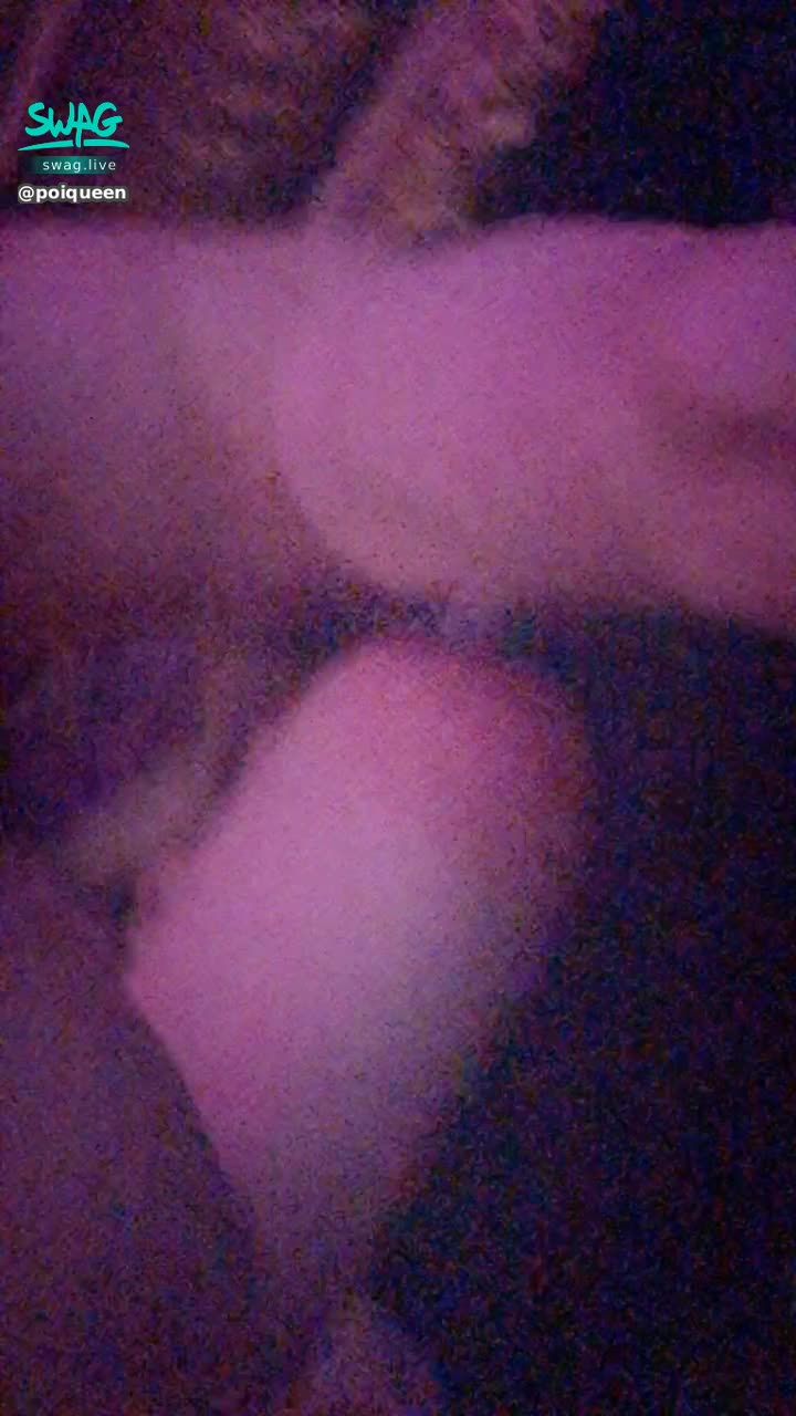 poiqueen : 💄實戰 裸體KTV💄整個淫蕩穴綻放在面前