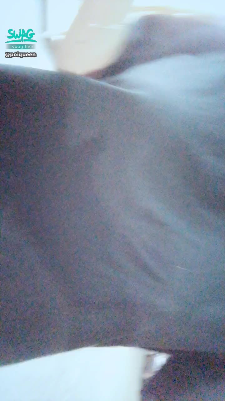 poiqueen : 又不穿內衣廣夜市了
奶頭超明顯