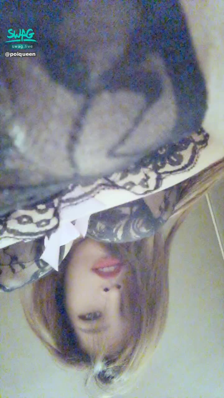 poiqueen : 誰想看這個視角的特別版
保證騷