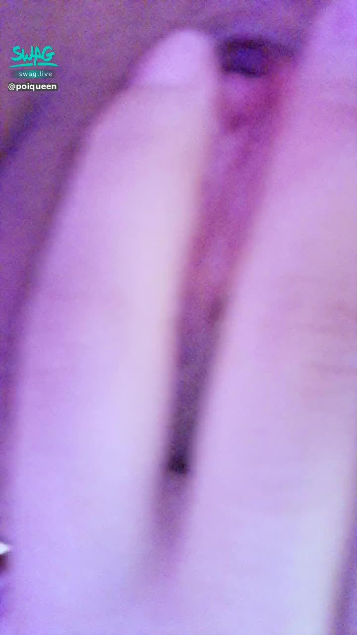 poiqueen : 💉病人發騷露點💉 高清穴口 你還不看？