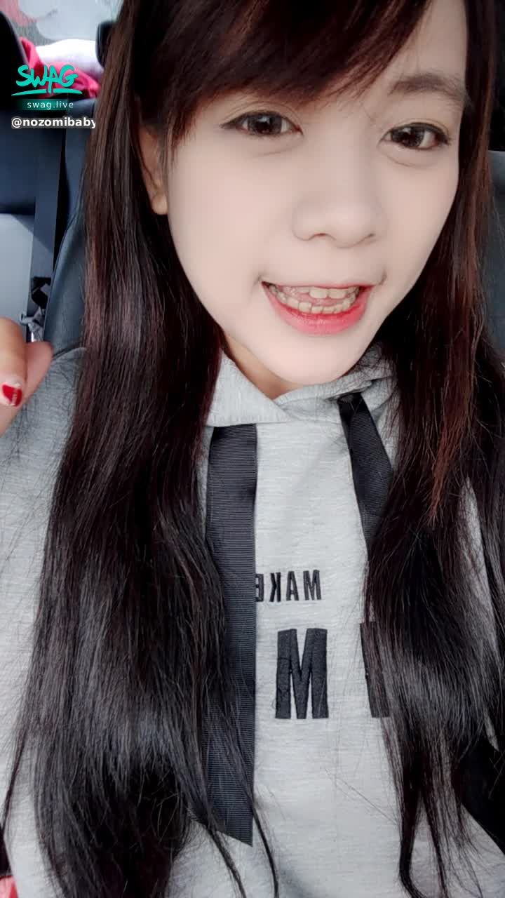 n********y : 🌸5/29-6/2應援女神活動🌸
只要儲值時跟官方或app說「我要應援nozomi136849女主播」💕
滿1500🉐影片
滿3萬直接跟小望約會😘😘