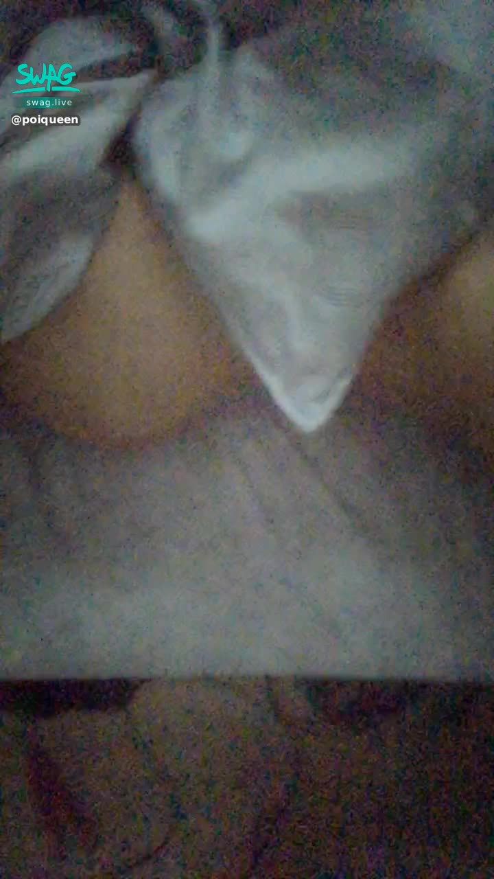 poiqueen : ❤️晨間裸體❤️
內有驚喜