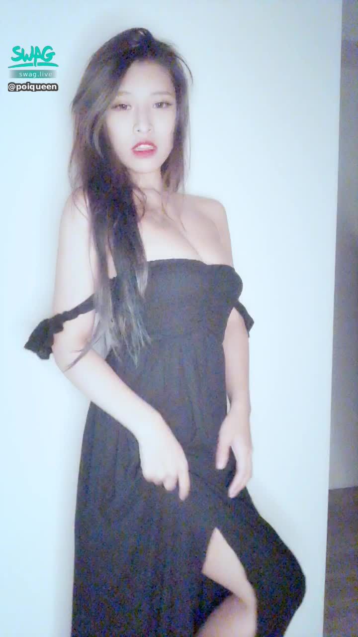 poiqueen : ‼️下班後的反差騷 露臉➕白虎 同框