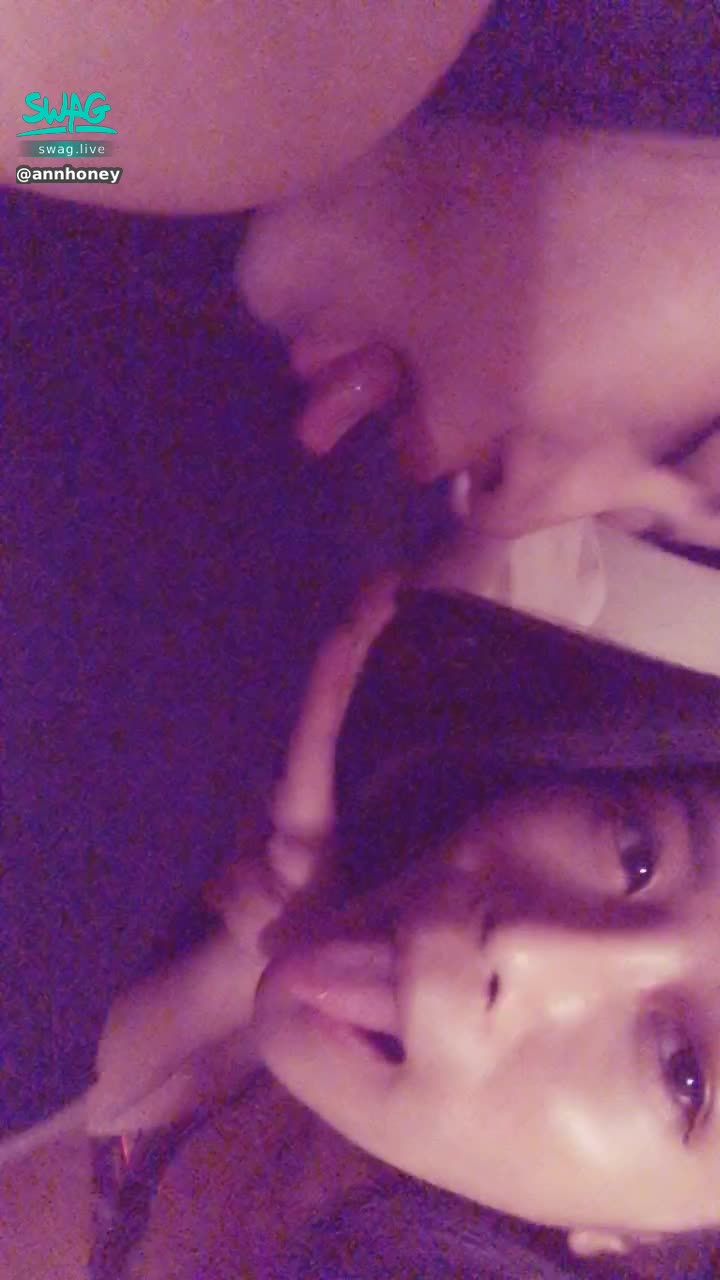 a******y : 🔥鴦鴦癢癢🔥露淫蕩臉姐姐妹妹幫我從下往上舔快受不了...