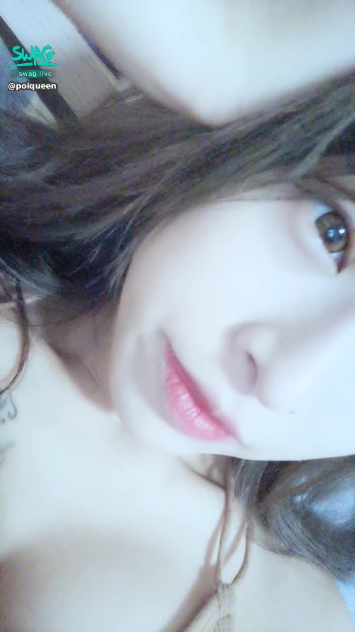 poiqueen : 很久沒露臉了 想我的臉嗎