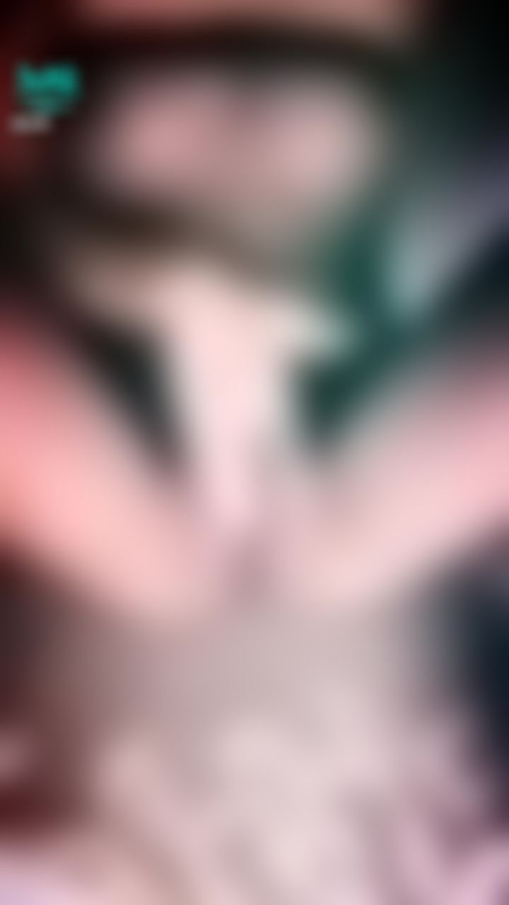  : 🔥最淫蕩不守規矩的女教濕🔥手淫摸濕穴💦肉棒隔著絲襪頂肉穴😈越頂越興奮🔥