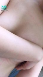 alyssajbebe : 想要增胸 有哥哥可以幫我嗎?😖