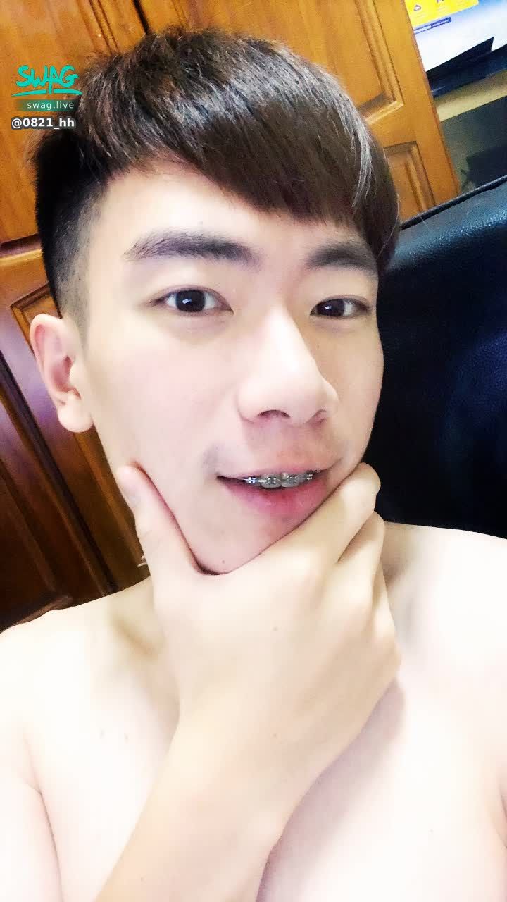  : 🎉 End-of-month limited-time activities 🎉
Only 5000 for five combat videos 💎
Only 3000 for three shows 💎
The more diamonds you buy, the less you spend 😘
Don't hurry to find out ❤️
If you want to date or OX with me, come to Shixun 😳